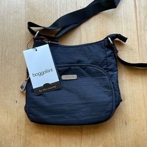 Baggallini Crossbody Purse